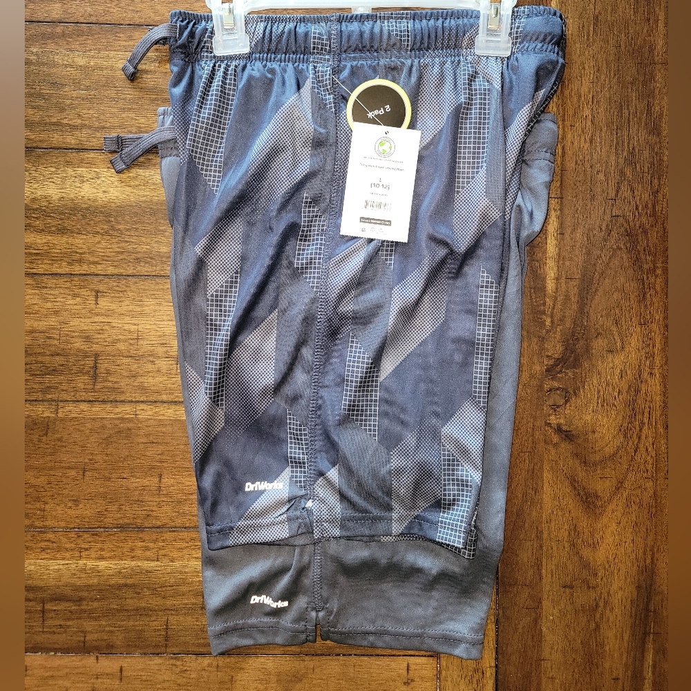 Boys basketball shorts 10/12